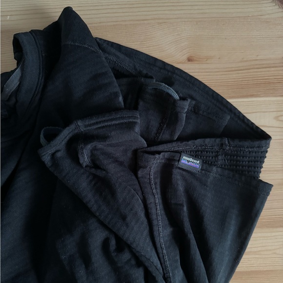 Patagonia capilene base layer - Picture 5 of 6